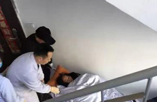 岳普湖县病人院后返乡